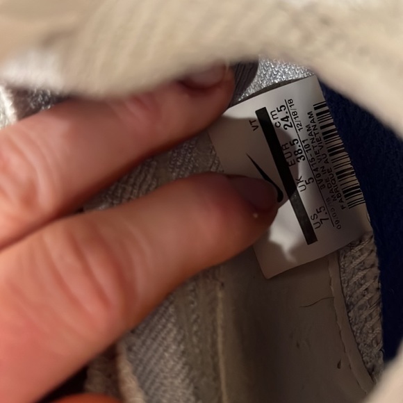 SOLD - Picture 4 of 6